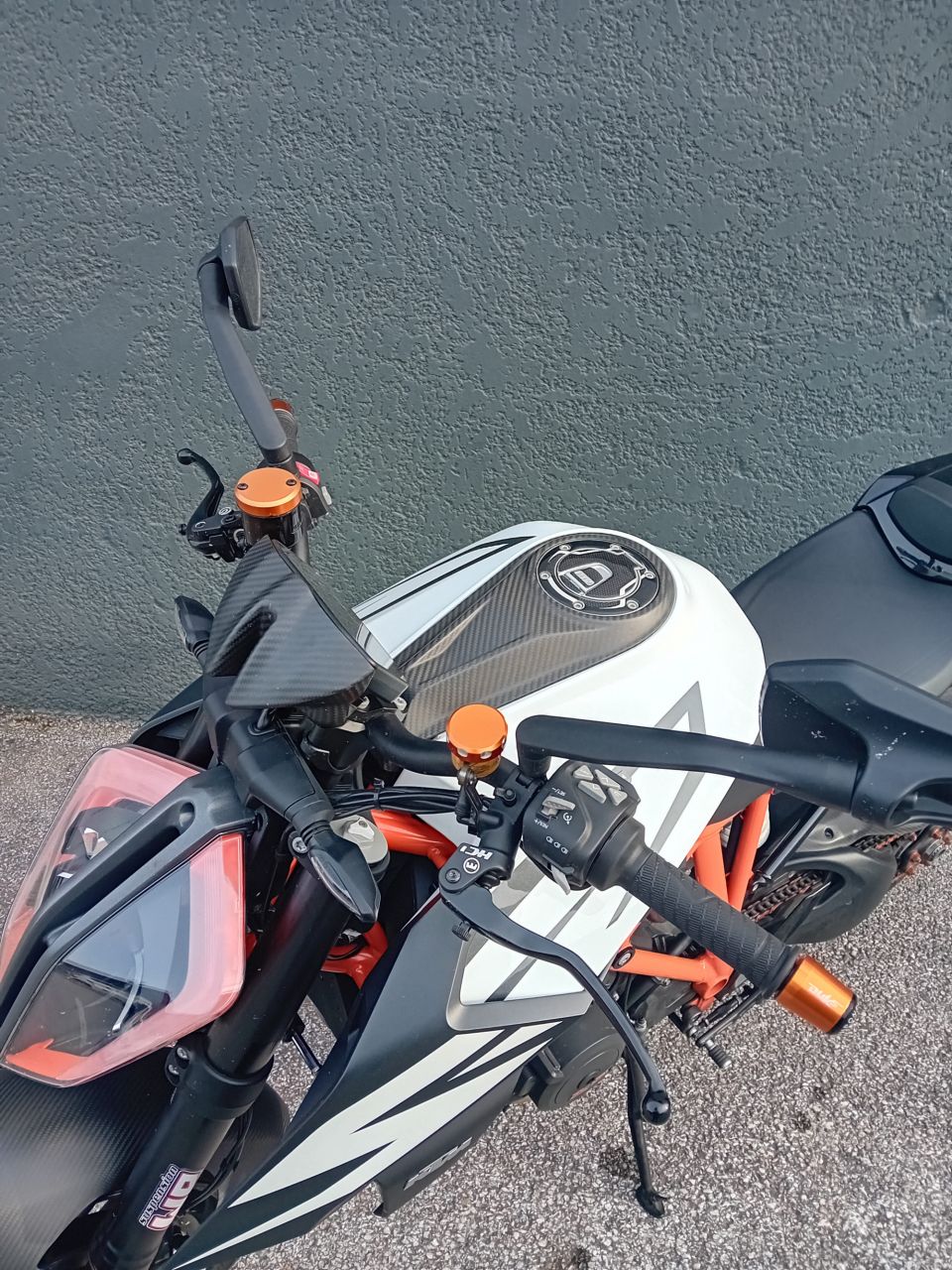 KTM 1290 SUPER DUKE R 4