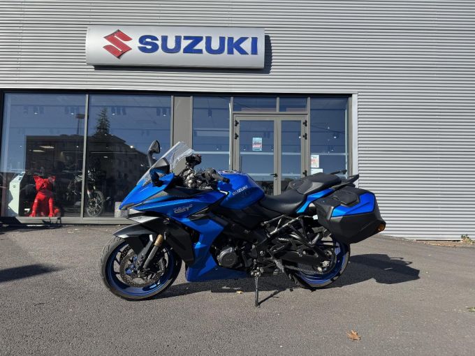 SUZUKI GSX-S 1000 GT 4