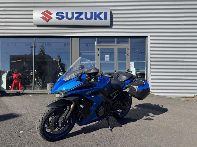 SUZUKI GSX-S 1000 GT 4