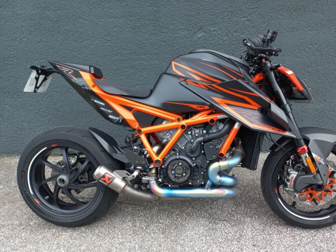 KTM 1290 SUPER DUKE RR 4