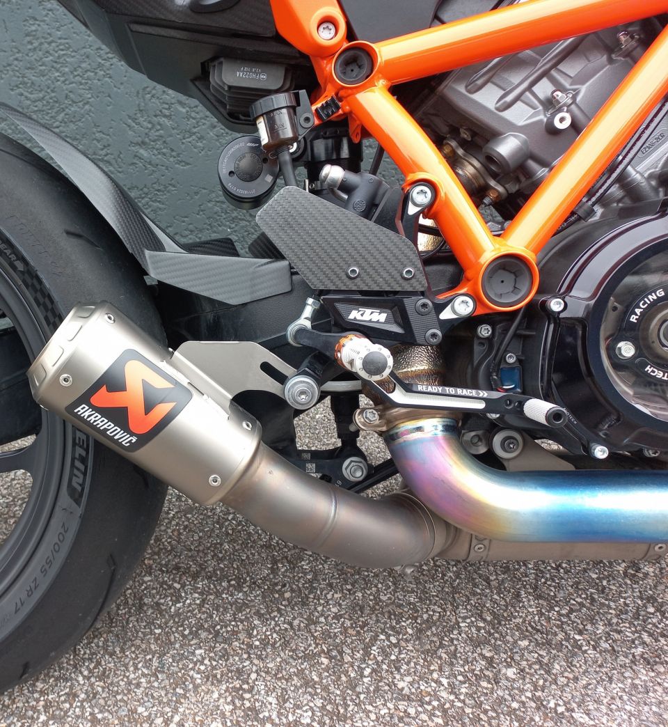 KTM 1290 SUPER DUKE RR 4