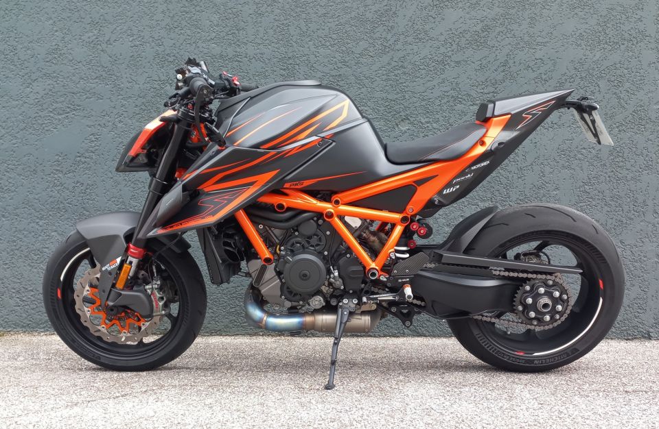 KTM 1290 SUPER DUKE RR 4