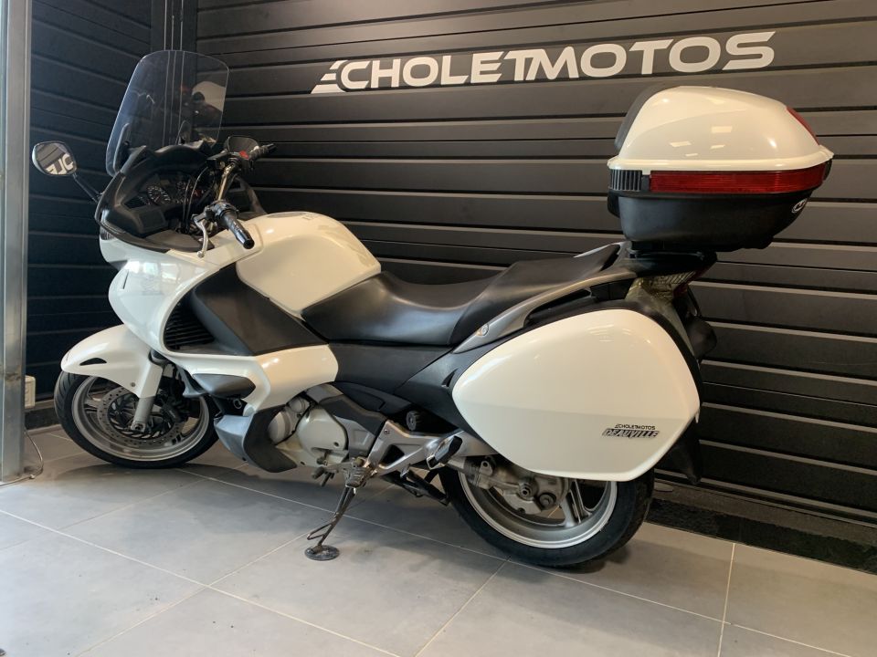 HONDA NT DEAUVILLE 700 4