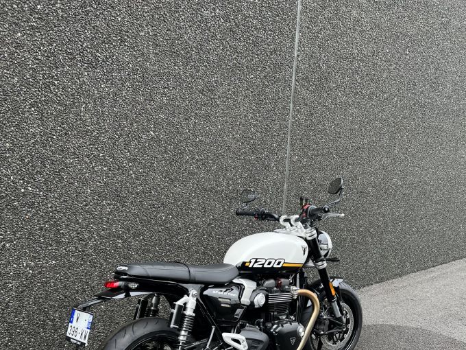 TRIUMPH SPEED TWIN 1200 4
