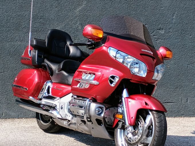 HONDA GL1800 GOLDWING 4