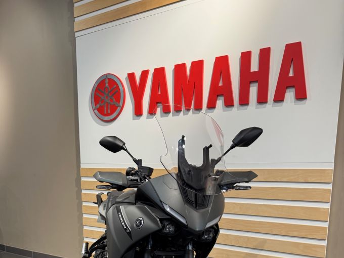 YAMAHA TRACER 7 4