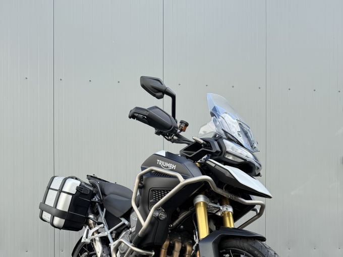 TRIUMPH TIGER 1200 RALLY EXPLORER 4