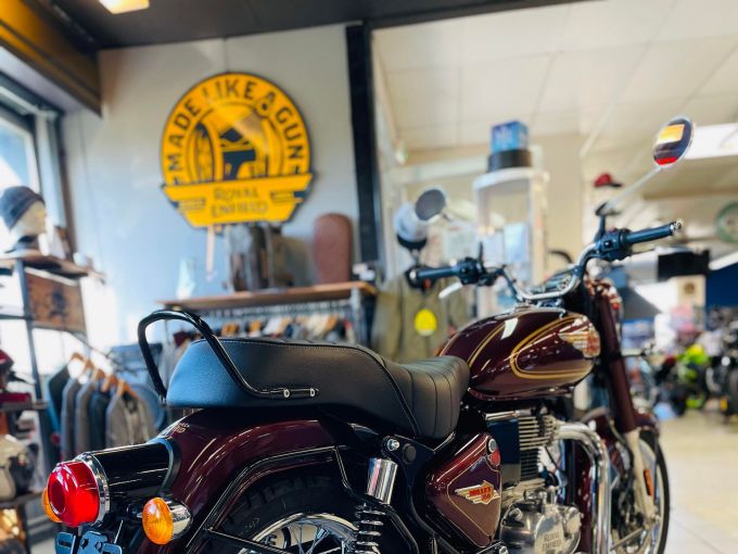 ROYAL ENFIELD BULLET 350 4