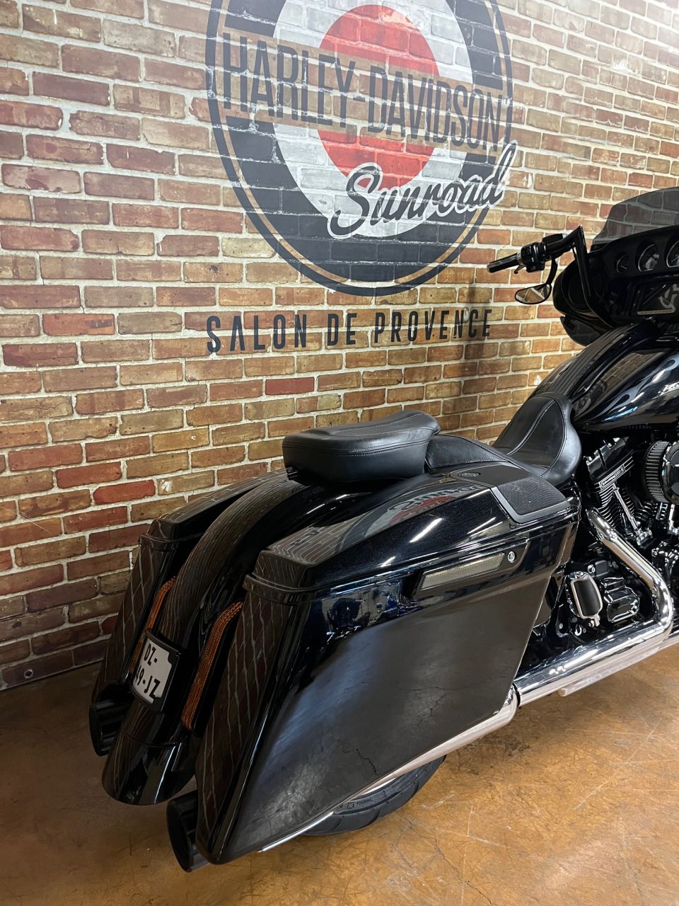 HARLEY-DAVIDSON TOURING STREET GLIDE 1800 CVO 4