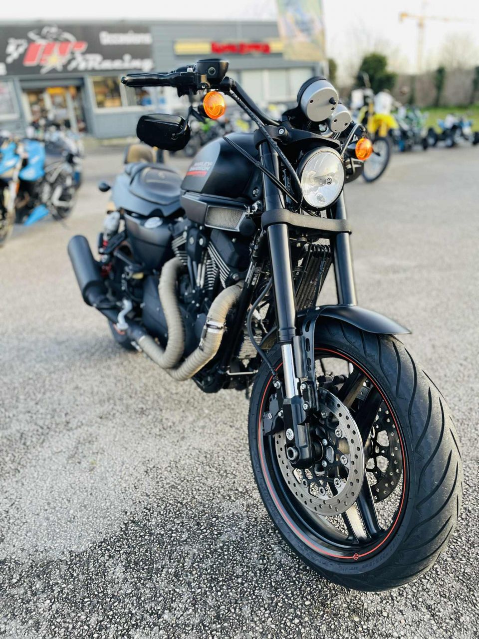 HARLEY-DAVIDSON SPORTSTER XR1200X  4
