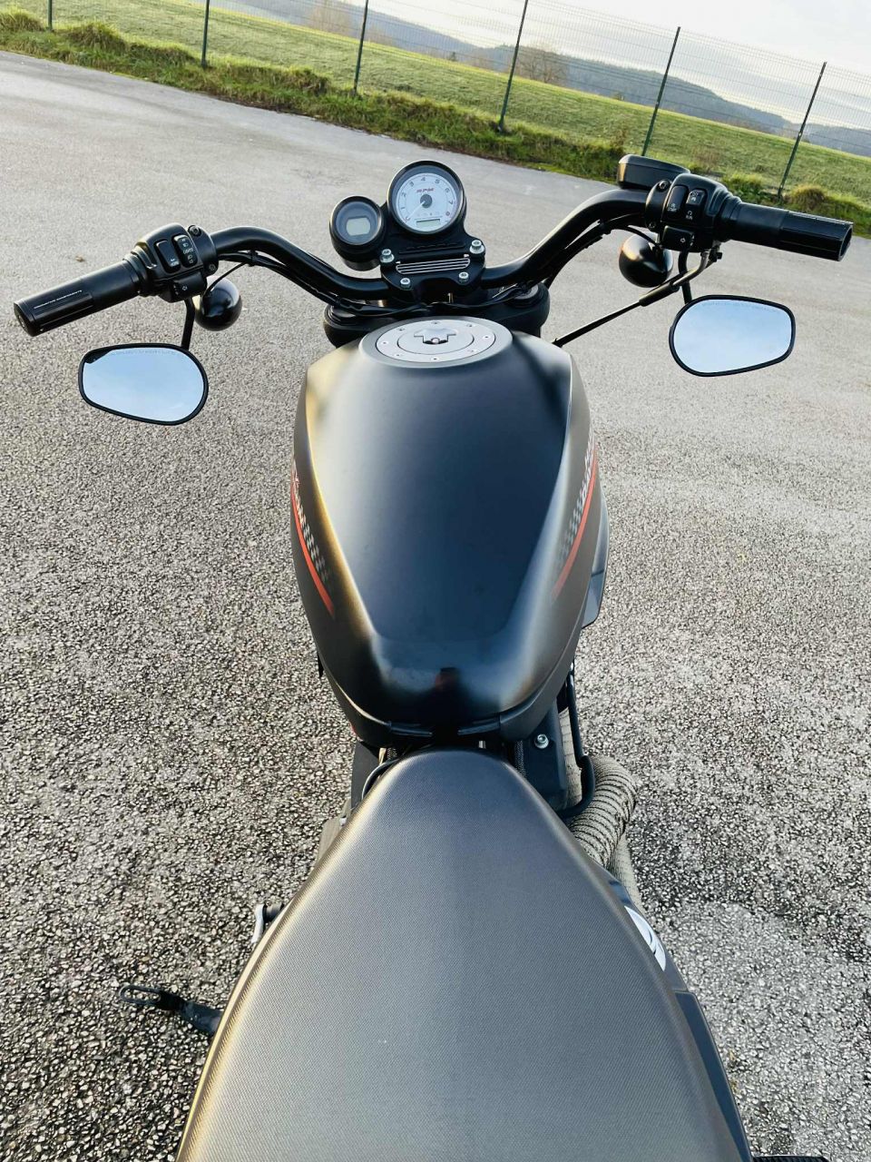 HARLEY-DAVIDSON SPORTSTER XR1200X  4