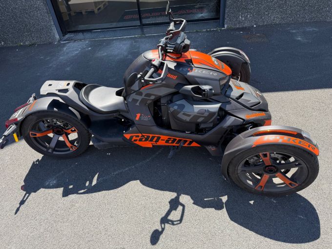 CAN-AM ryker 4