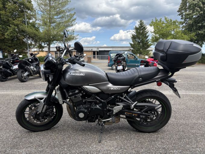 KAWASAKI Z900RS 4