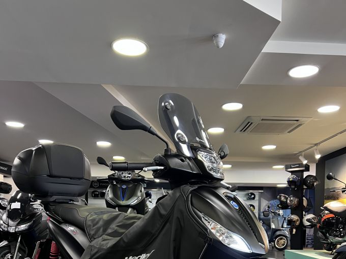 PIAGGIO Medley S 125 IGET ABS E5 4