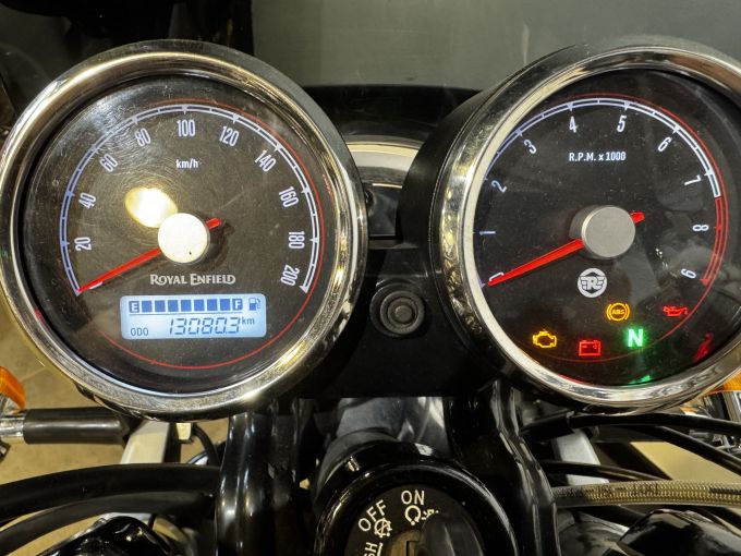 ROYAL ENFIELD INTERCEPTOR 4