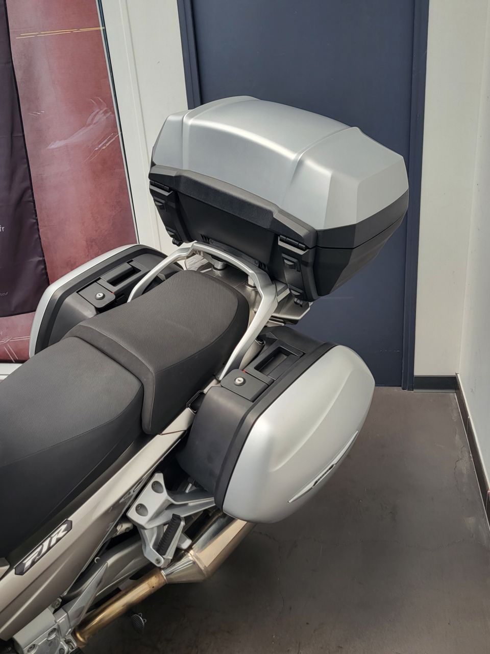 YAMAHA FJR 1300 ABS 4