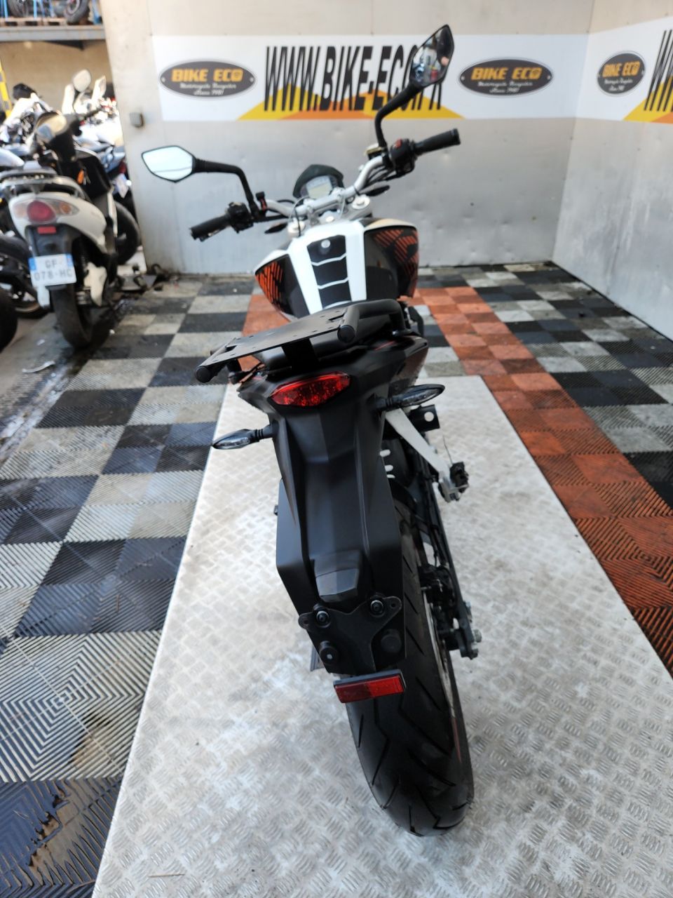 KTM 125 DUKE 4