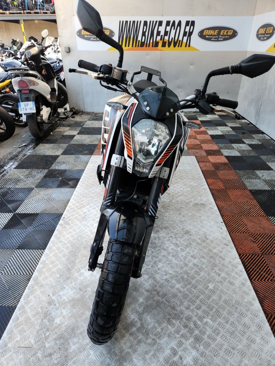 KTM 125 DUKE 4