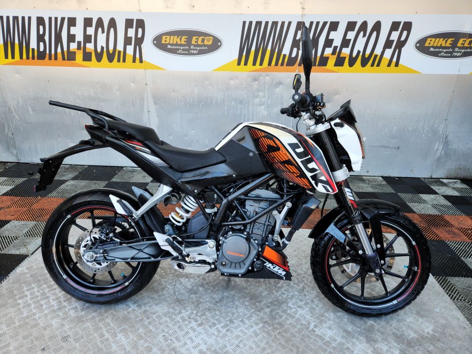 KTM 125 DUKE 4