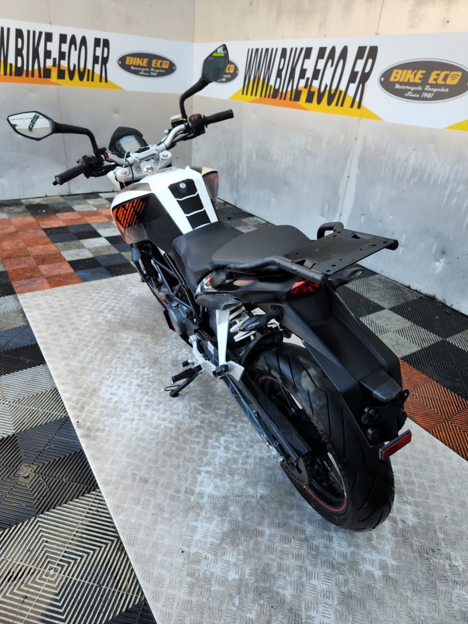 KTM 125 DUKE 4