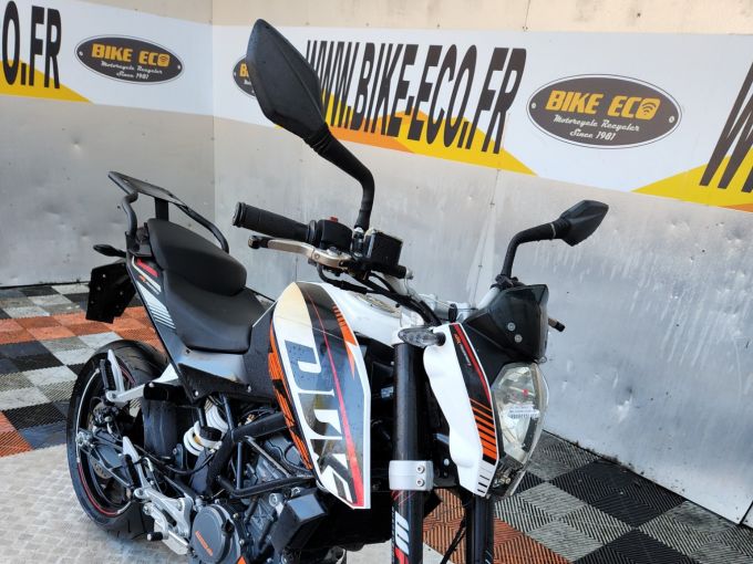 KTM 125 DUKE 4
