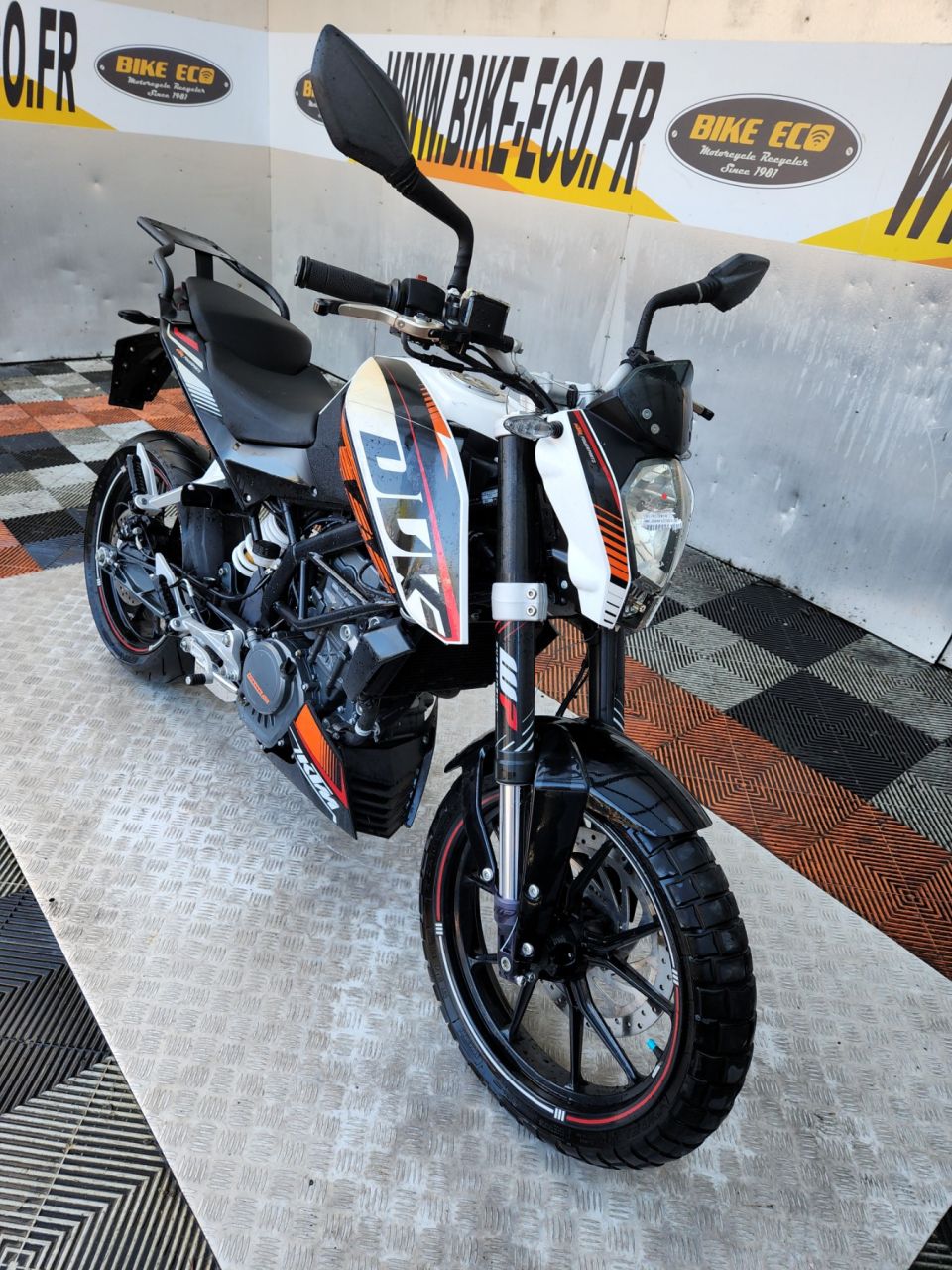 KTM 125 DUKE 4