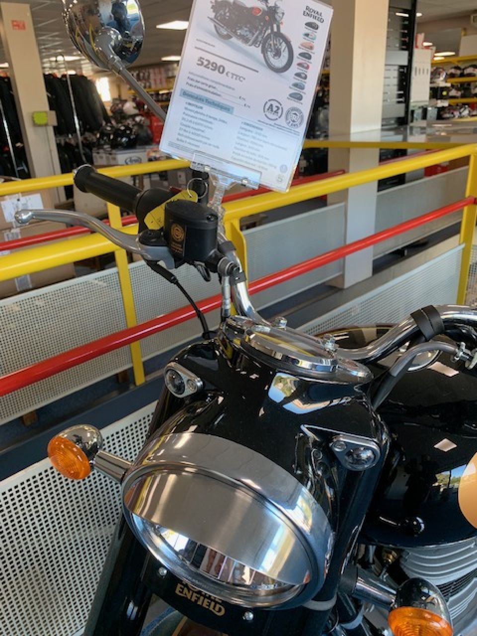 ROYAL ENFIELD CLASSIC 350 CHROME 4