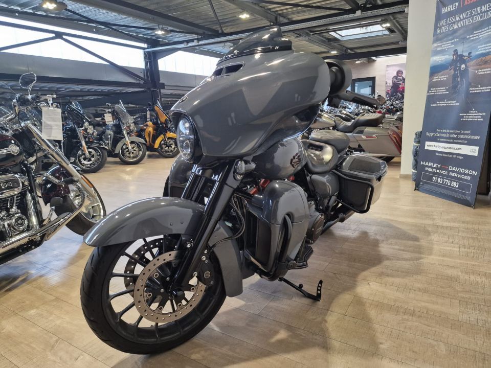 HARLEY-DAVIDSON TOURING STREET GLIDE 1868 CVO 4