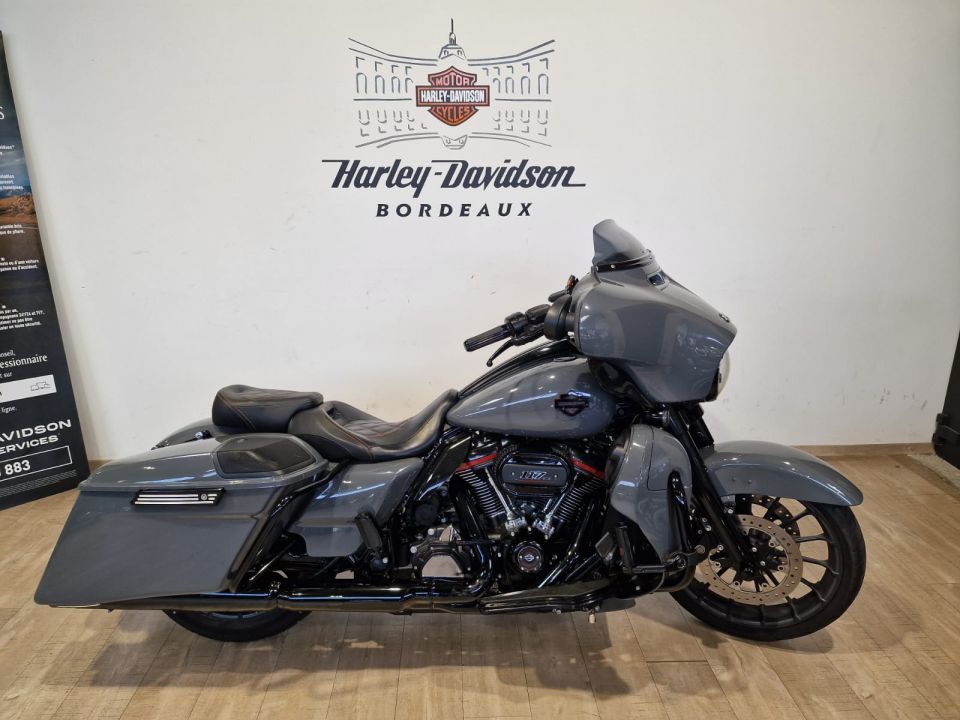 HARLEY-DAVIDSON TOURING STREET GLIDE 1868 CVO 4