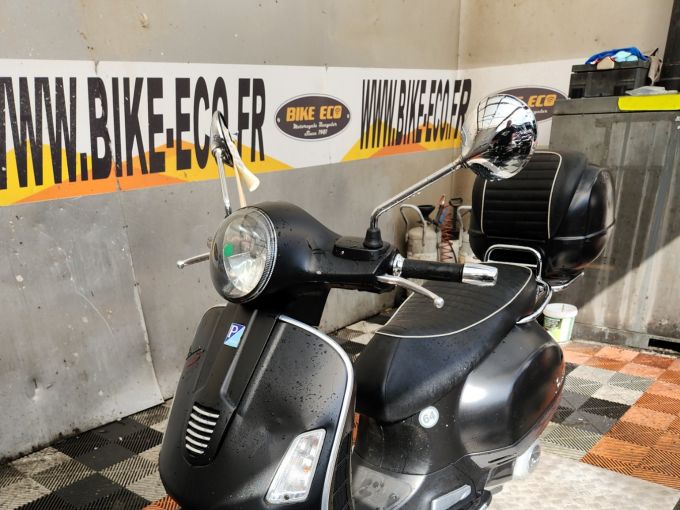 PIAGGIO VESPA 4