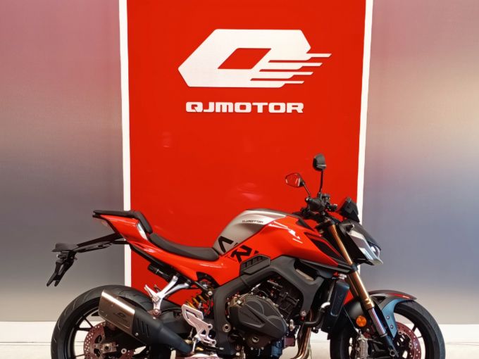QJ MOTOR SRK800 R 4
