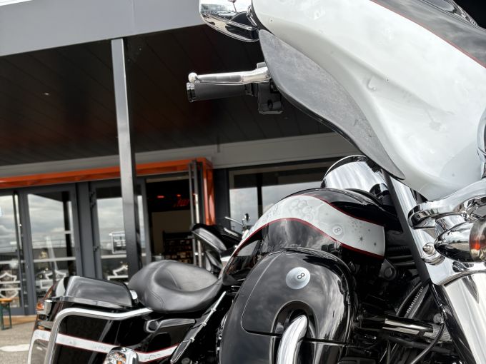HARLEY-DAVIDSON TOURING ELECTRA 1690 ULTRA LIMITED 4