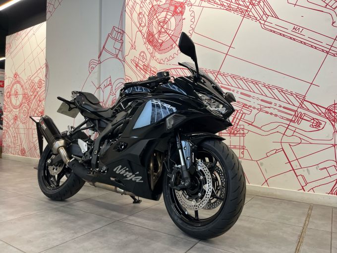 KAWASAKI Ninja ZX-4R 4