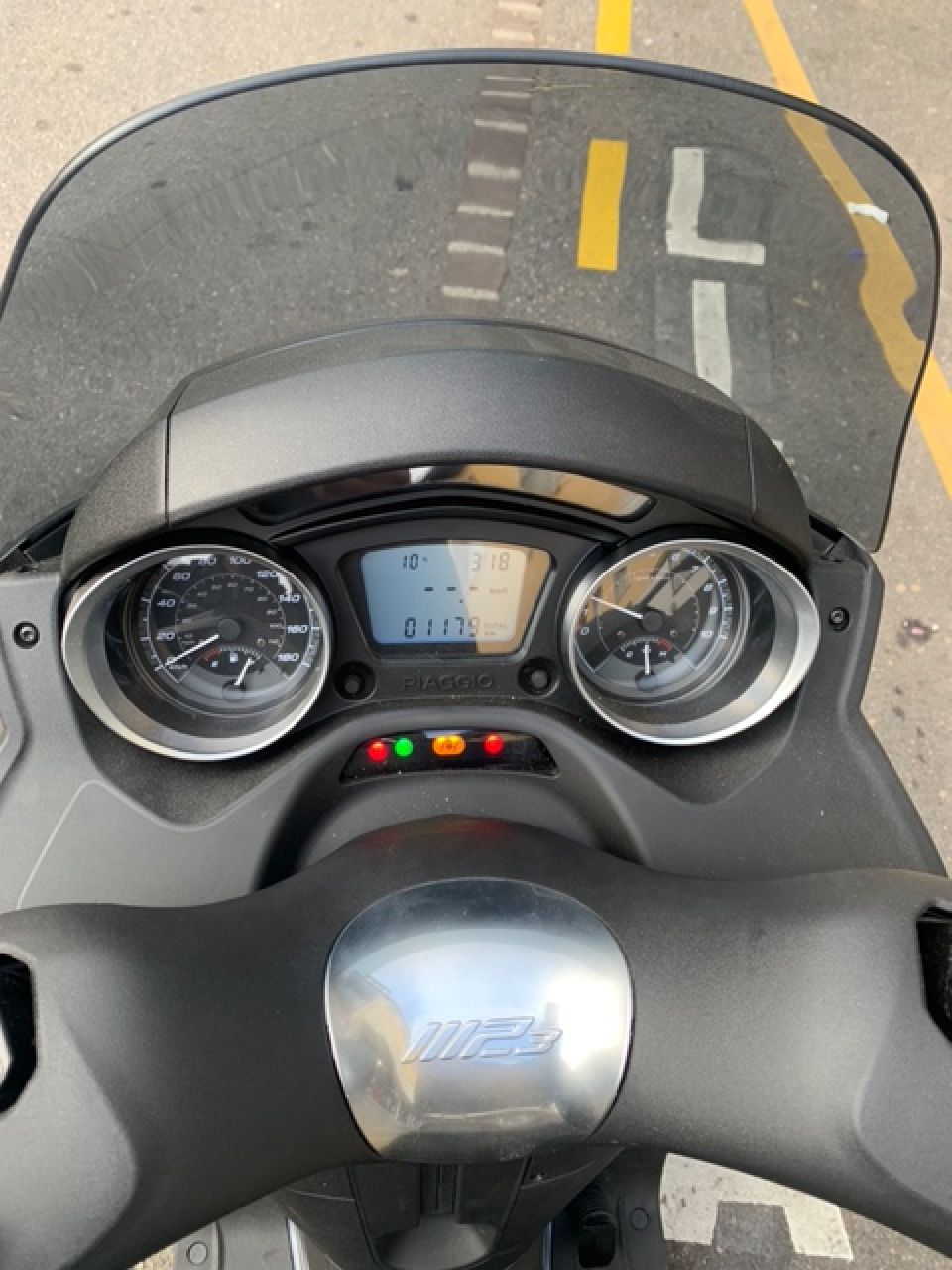 PIAGGIO MP3 300 HPE ABS ASR 4