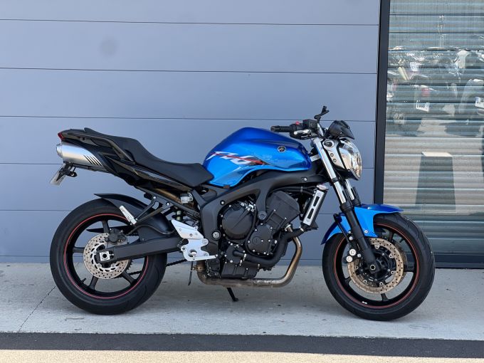 YAMAHA FZ6 600 FAZER S2 4