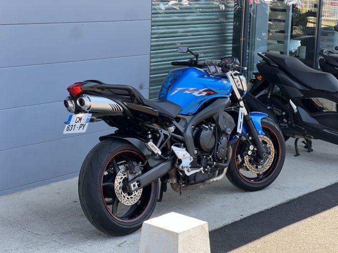 YAMAHA FZ6 600 FAZER S2 4
