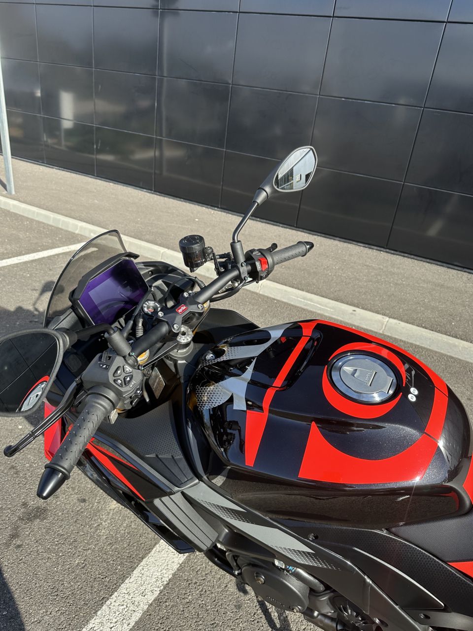 APRILIA TUONO 1100 V4 FACTORY 4