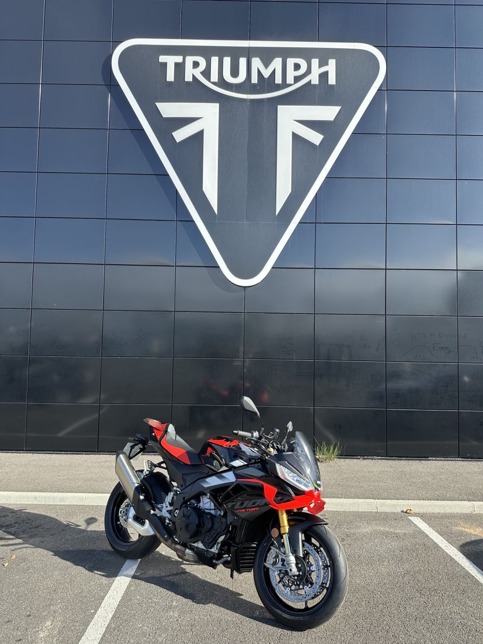 APRILIA TUONO 1100 V4 FACTORY 4