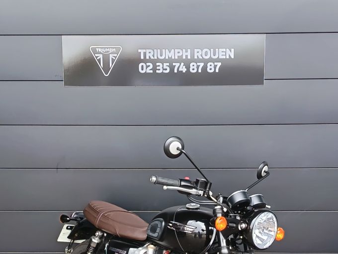TRIUMPH Bonneville T120 Black 4