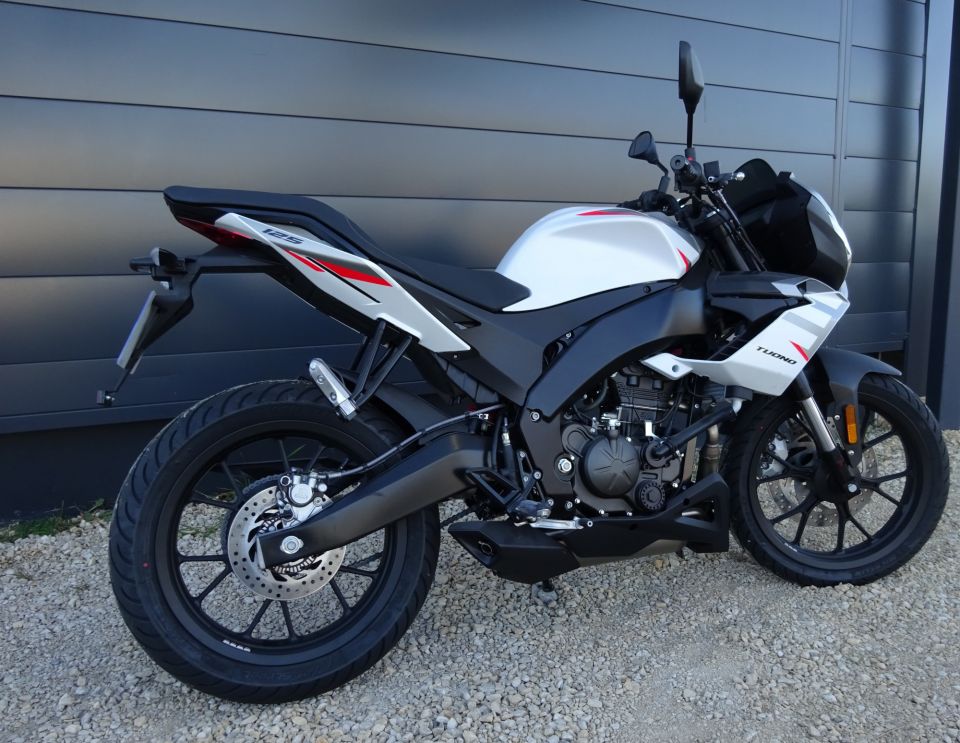 APRILIA TUONO 125 ABS 4