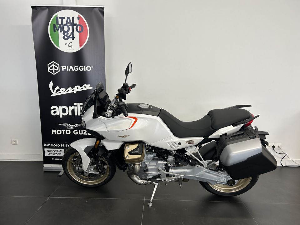 MOTO GUZZI V100  MANDELLO 4