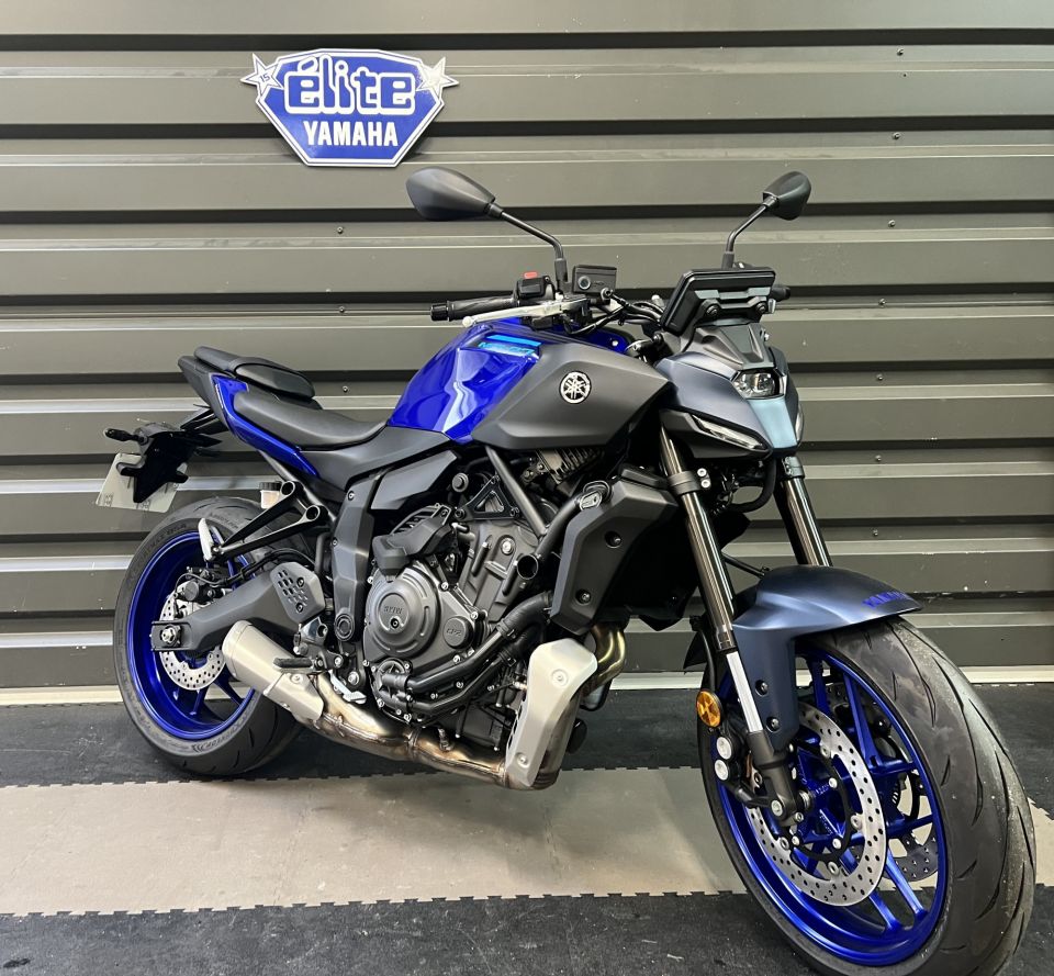 YAMAHA MT-07 Y-AMT 4