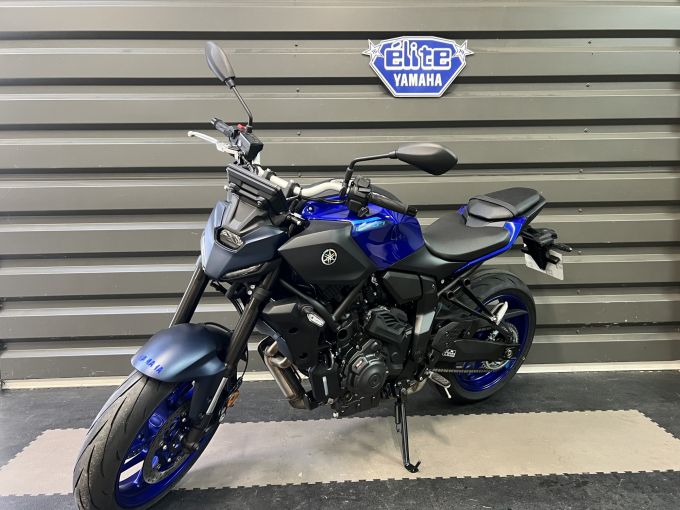 YAMAHA MT-07 Y-AMT 4