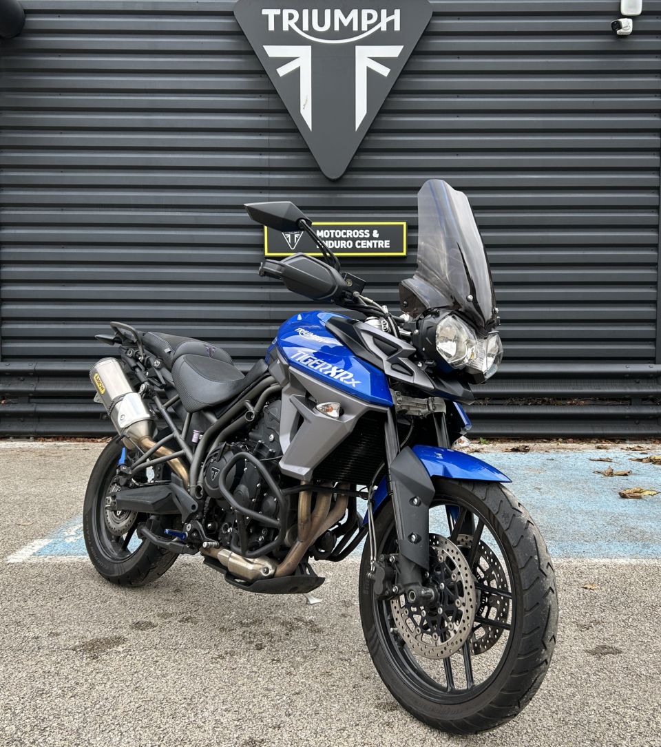 TRIUMPH TIGER 800 XRX 4