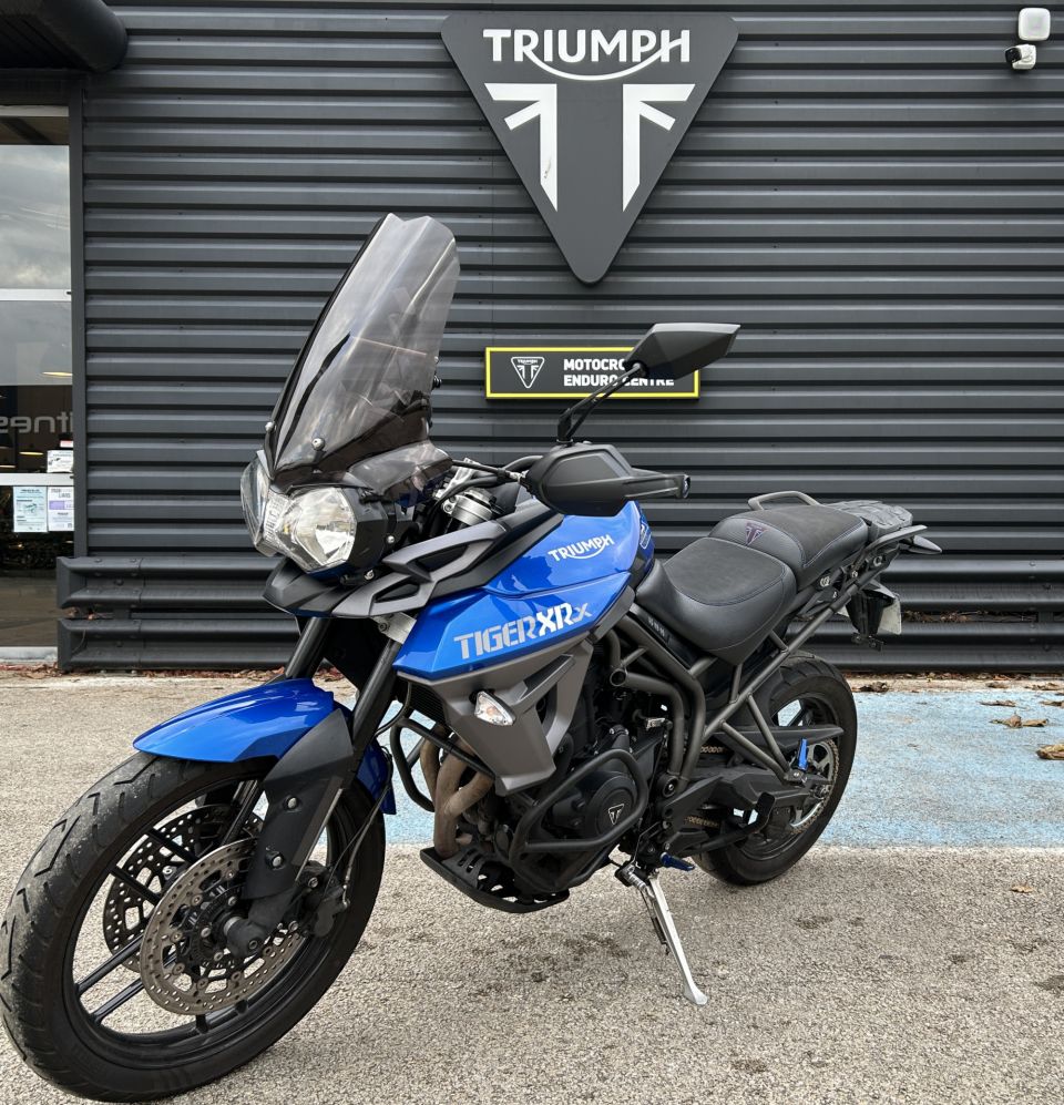 TRIUMPH TIGER 800 XRX 4