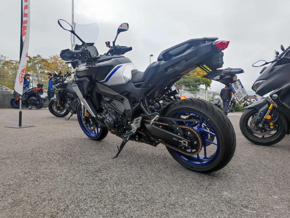 YAMAHA TRACER 9 GT+ 4