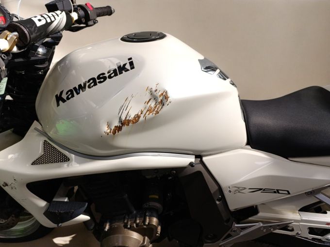 KAWASAKI Z 750 4