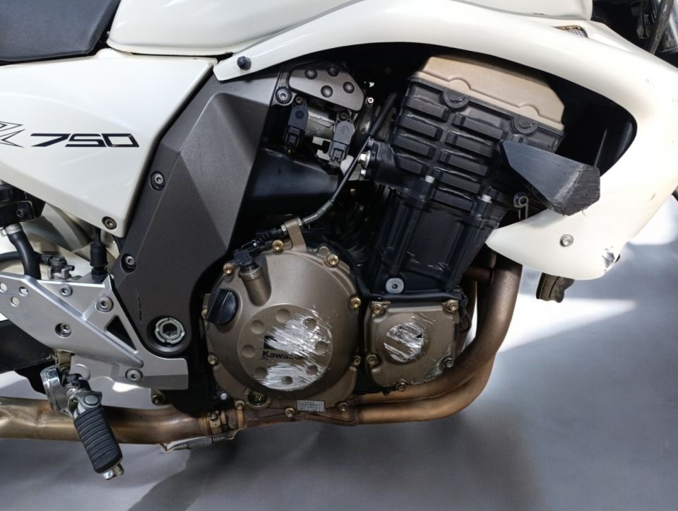 KAWASAKI Z 750 4