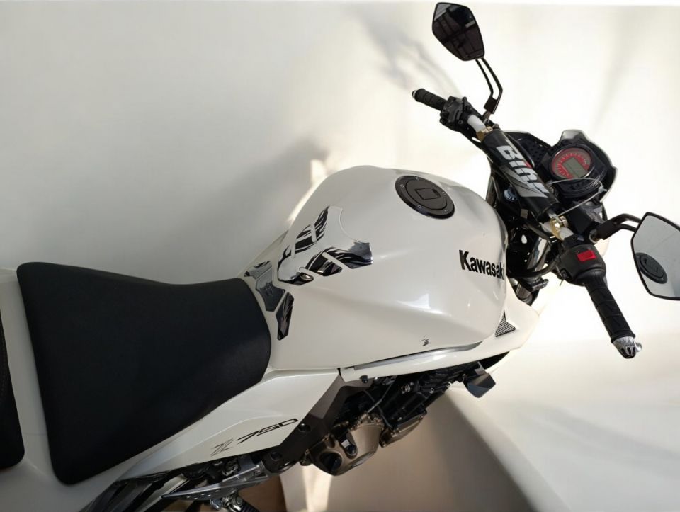 KAWASAKI Z 750 4