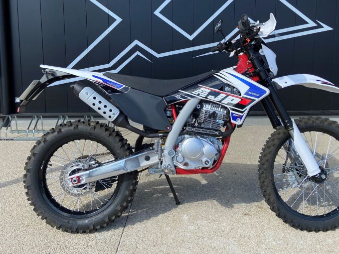 AJP SPR 125 ENDURO 4